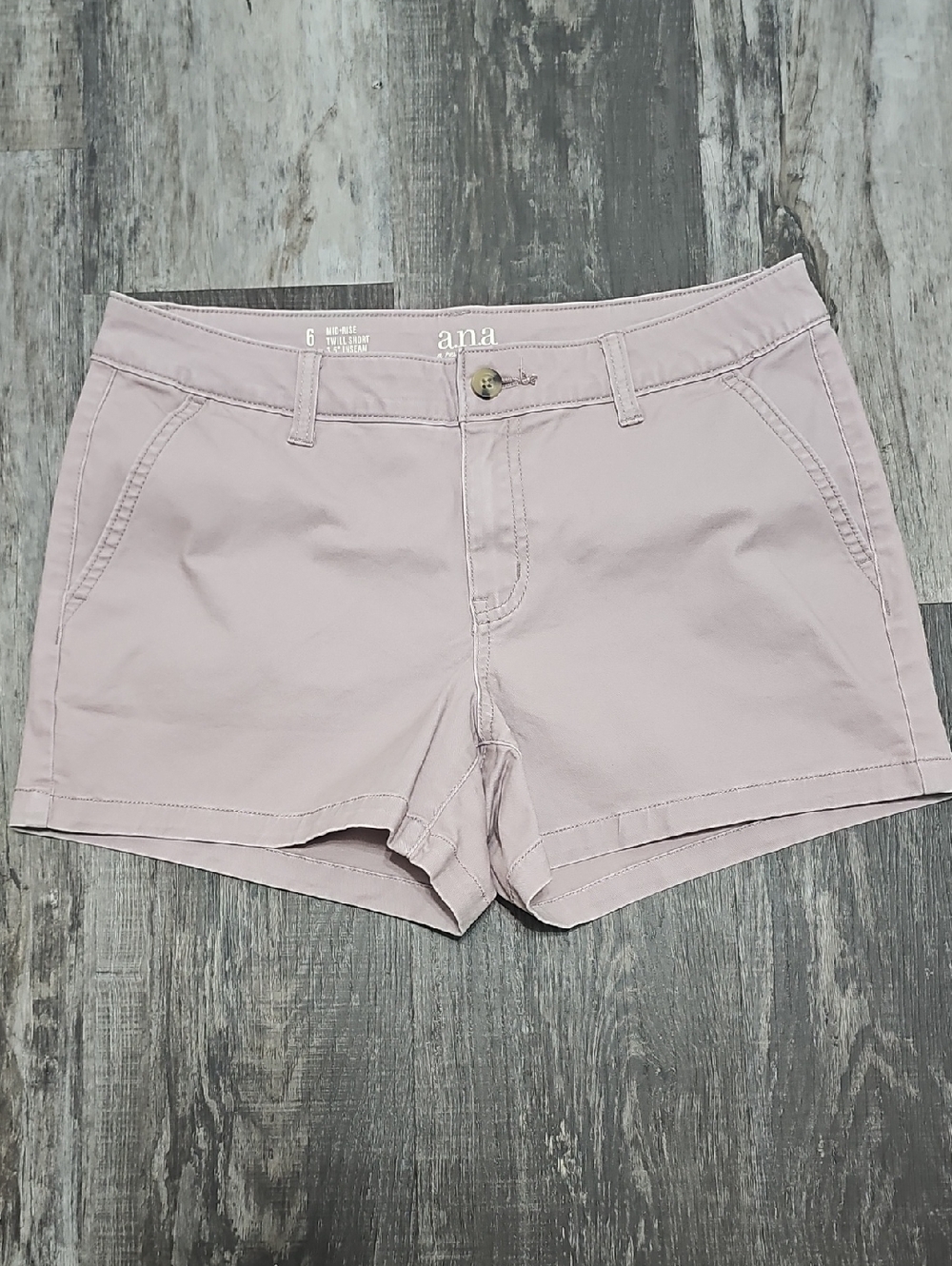 a.n.a Women's Light Mauve Cotton Twill Mid Rise Shorts